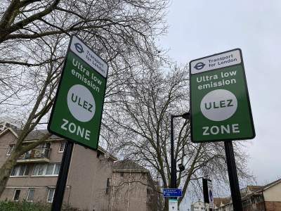 Strefa ULEZ w Londynie: odsetek dzieci z chorymi płucami spadł z 14 do 9 proc.