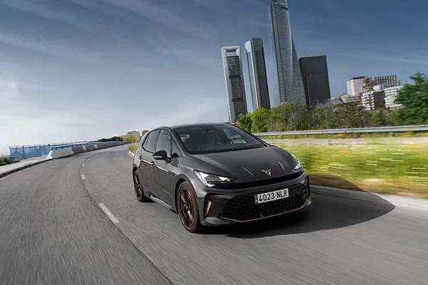 Cupra Born — elektryczny hatchback, materiał prasowy 2026