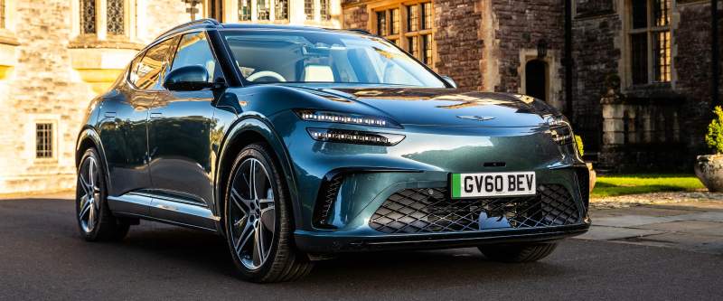 Genesis GV60 — widok przód-bok
