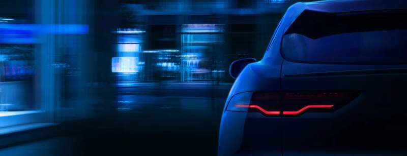 Jaguar I-PACE (model roku 2024) — widok tylnej części nadwozia