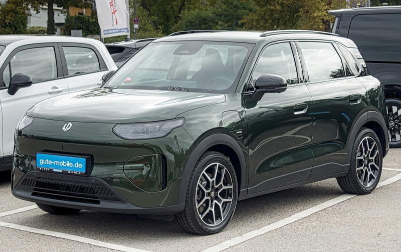 Leapmotor B03X — elektryczny samochód, ujęcie z przodu
