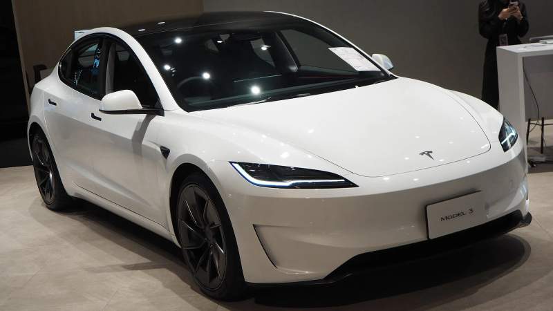 Tesla Model 3 (generacja Highland) — zdjęcie ze zbiorów Wikimedia Commons